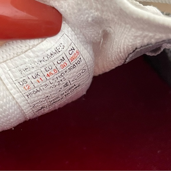 THE NORTH FACE Flight VECTIV Men’s Sneakers White Black - Picture 10 of 11